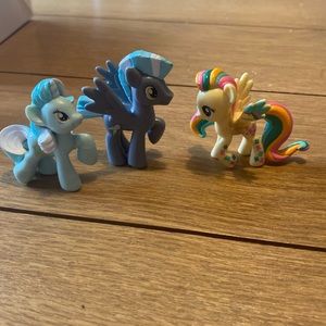 MY LITTLE PONY COLLECTIBLE FIGURES!